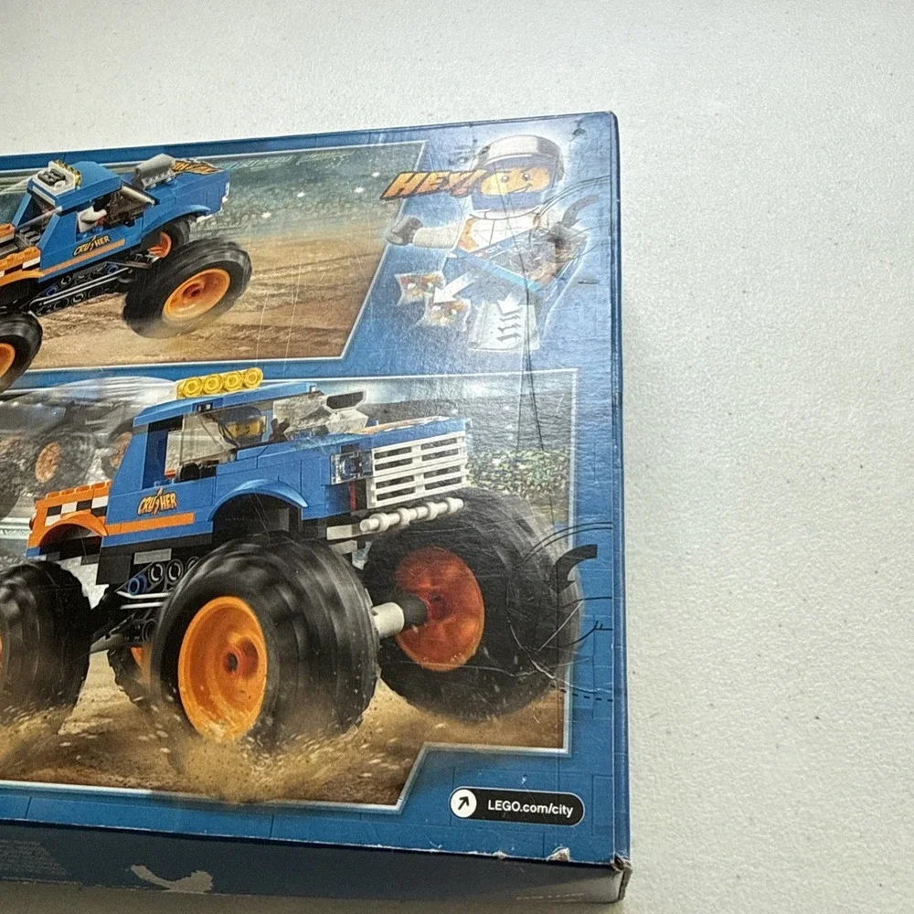 LEGO City Monster Truck 60180 Building Kit 192 Pieces Brand New